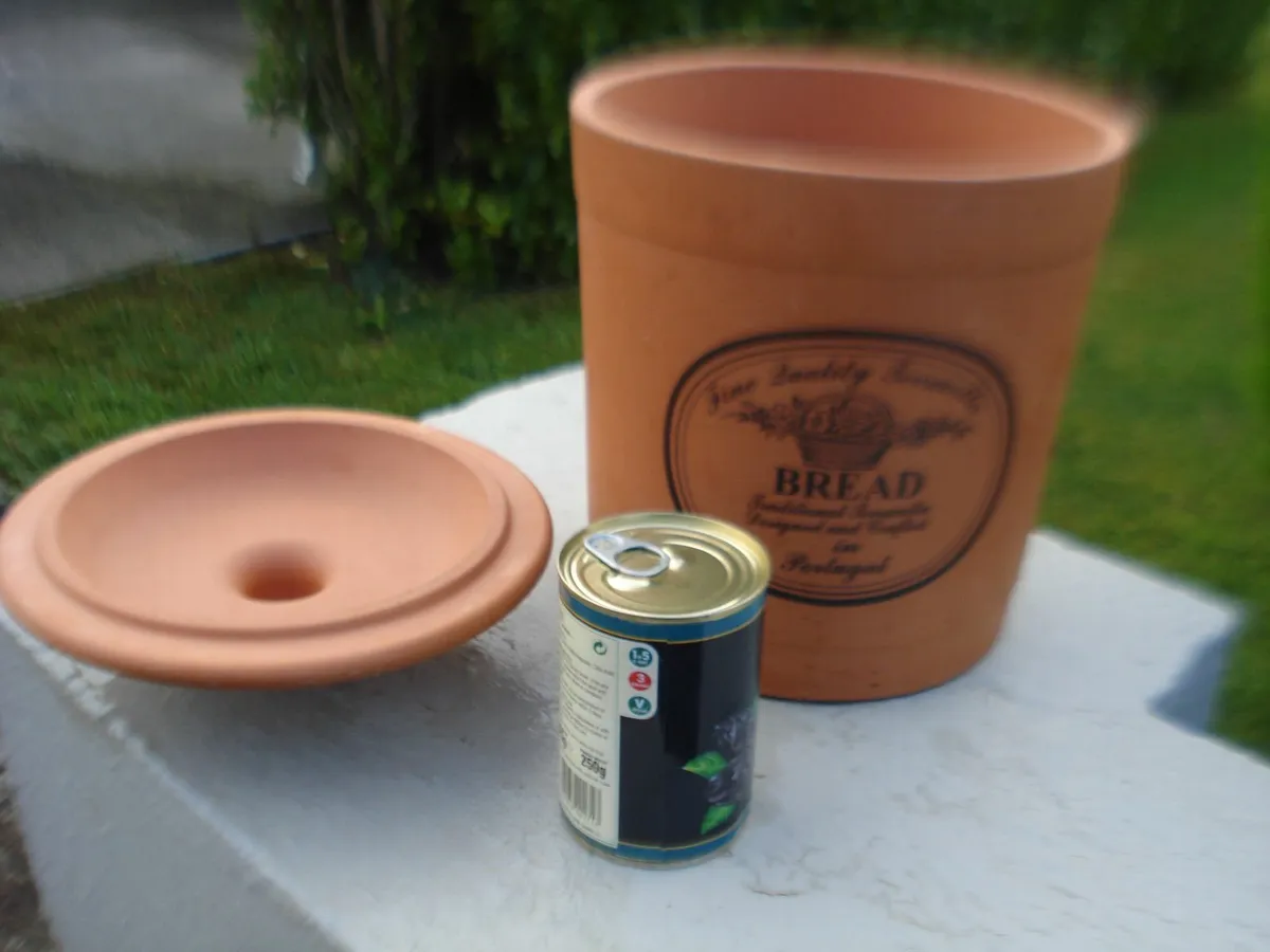 VINTAGE TERRACOTTA BREAD BIN. - Image 1