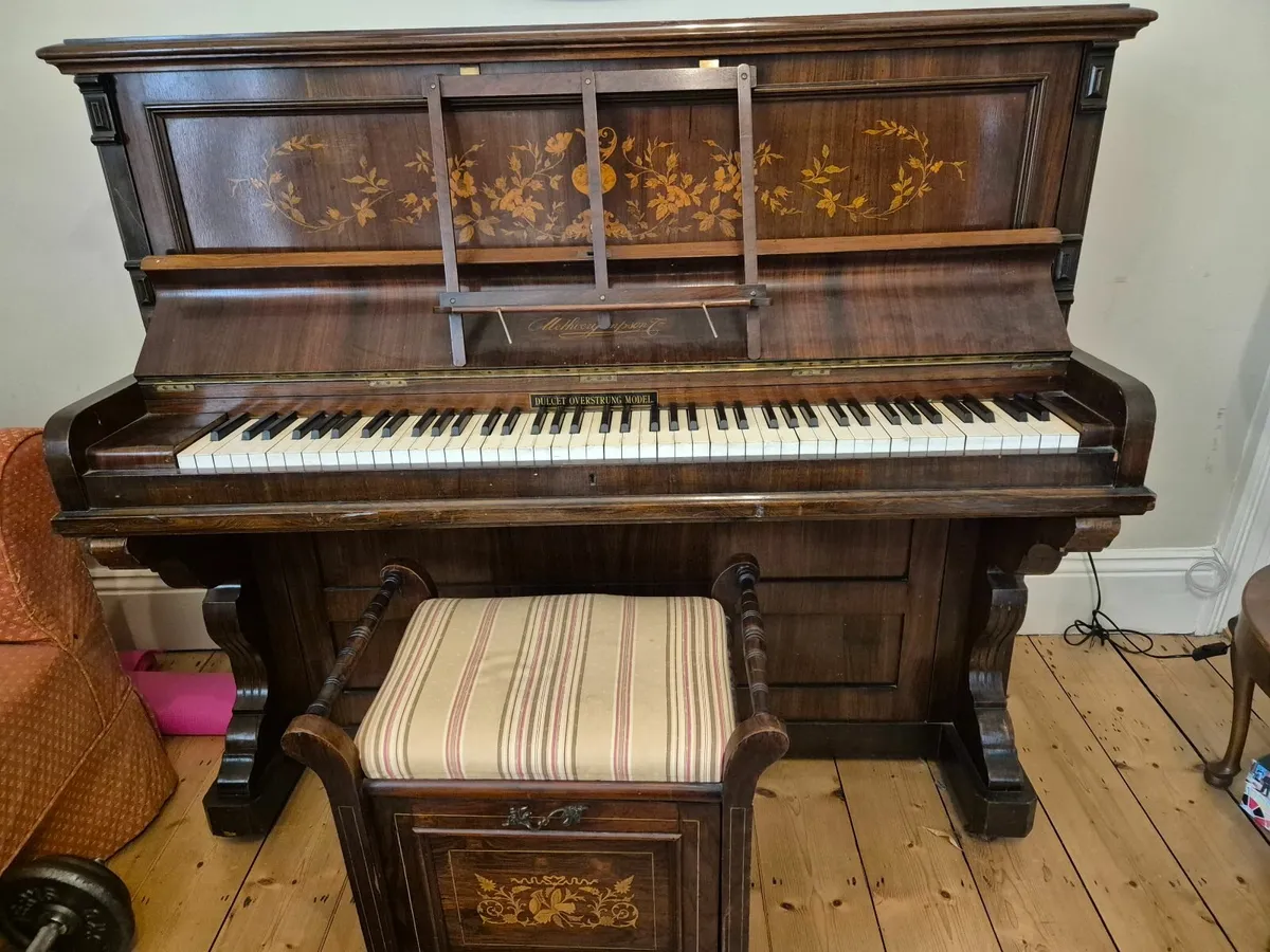 Piano - Image 1
