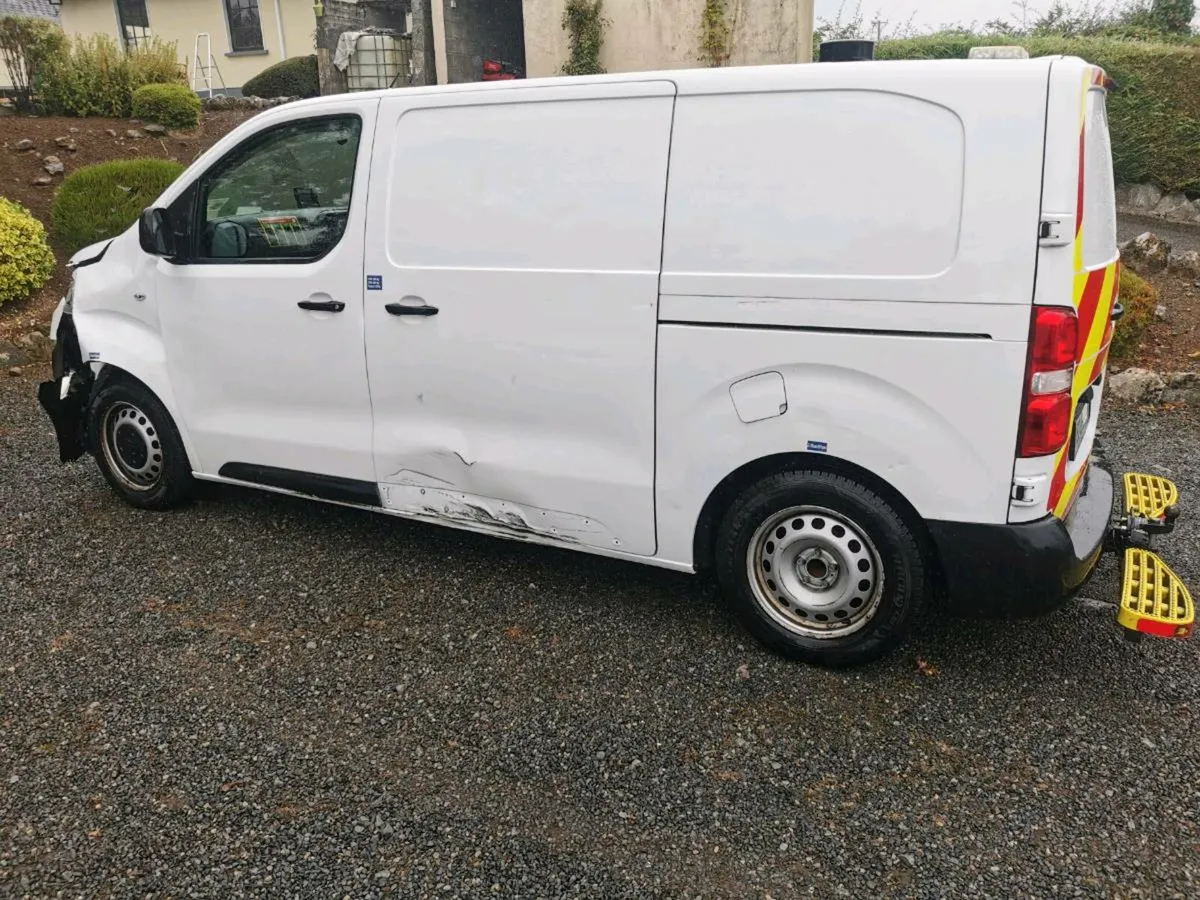 191 Peugeot Expert 1.5 Diesel - Image 3