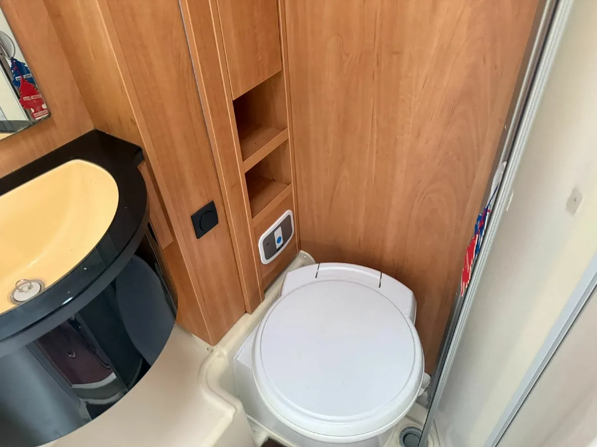 Fiat Ducato 2013 2.3 Dethleffs Globebus Motorhome - Image 4
