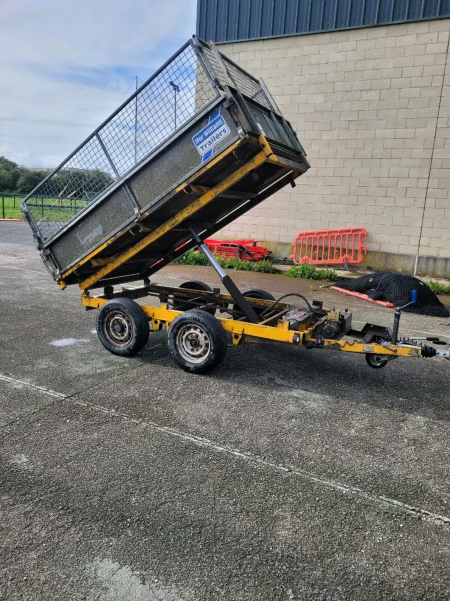 8x5 ifor Williams electric tipper with creels - Image 2