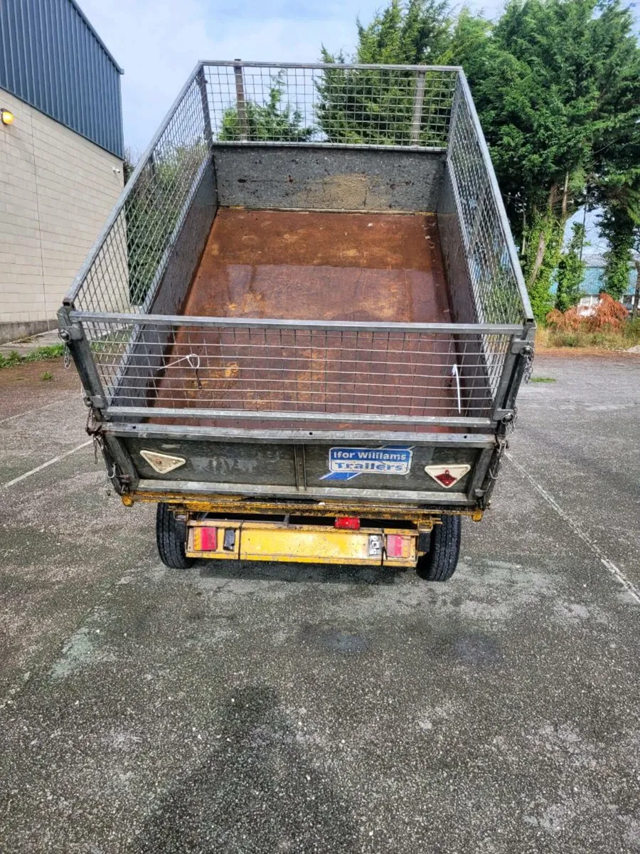 8x5 ifor Williams electric tipper with creels - Image 3