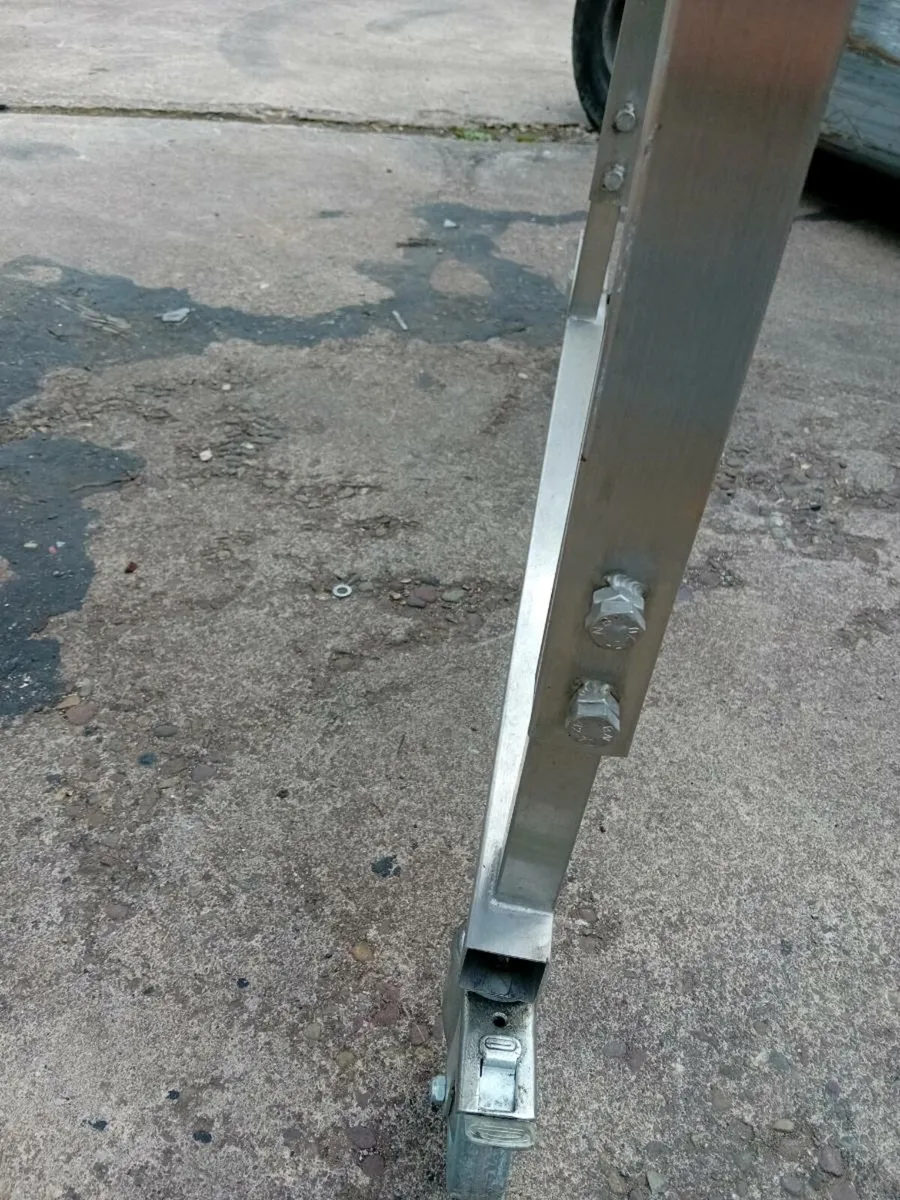 Stainless table - Image 3