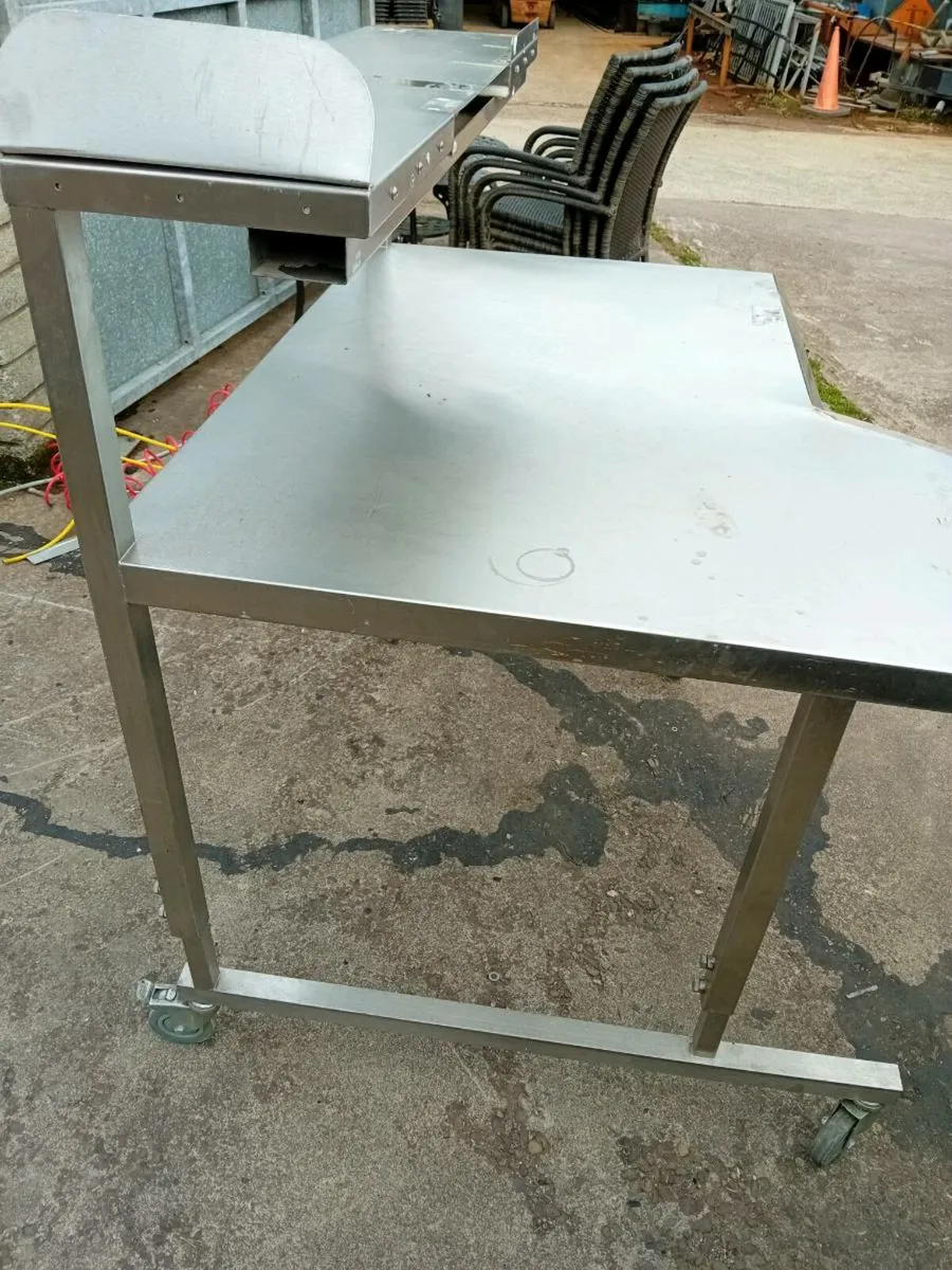 Stainless table - Image 4
