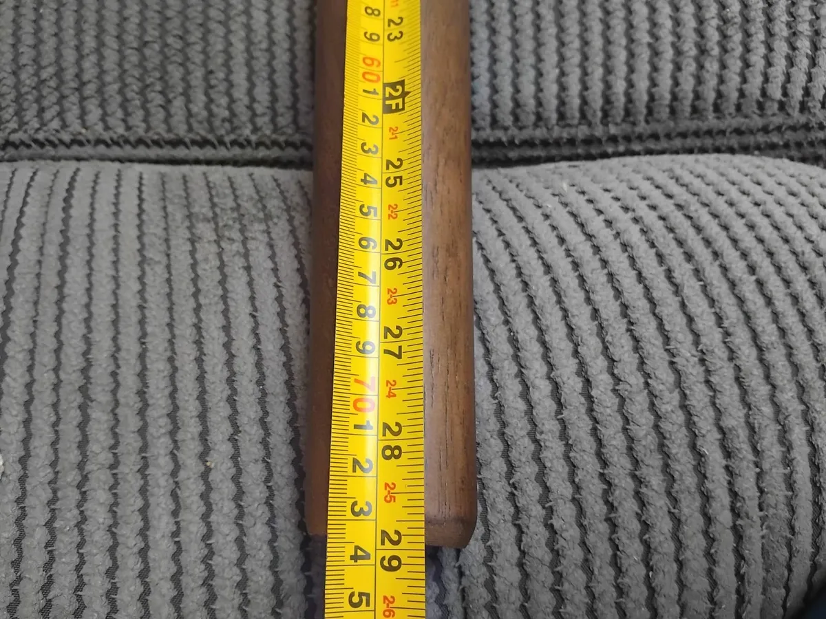 Four solid oak timber legs. Perfect condition - Image 3