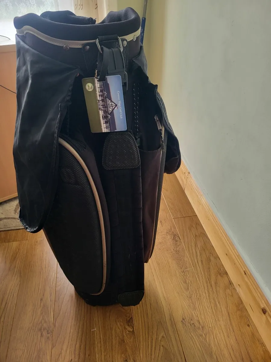 Wilson Golf Bag - Image 1