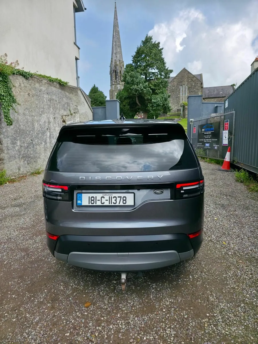 Land Rover Discovery 2018 - Image 2