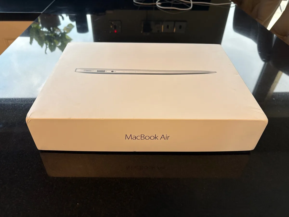 As New 13" Apple MacBook Air 128SSD, 8GB RAM - Image 1