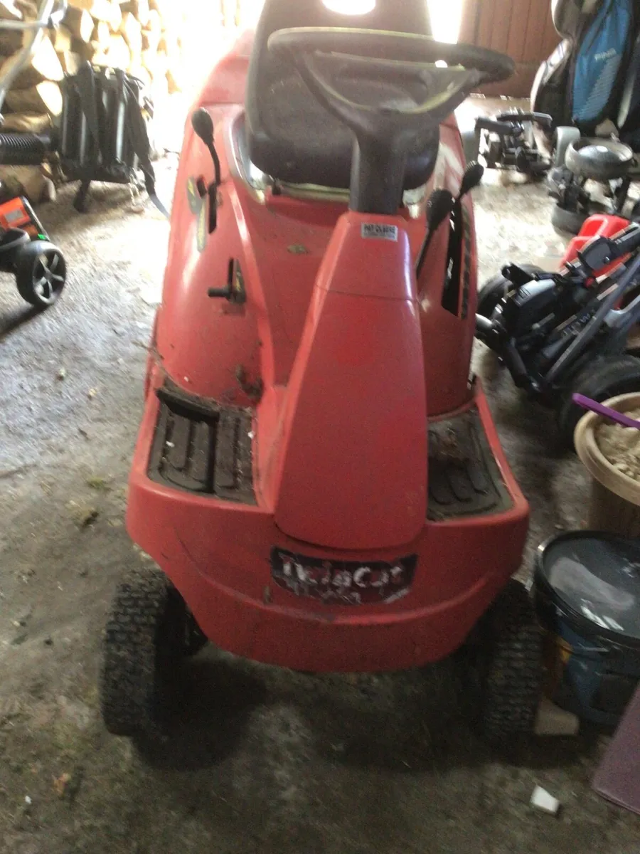 ride on lawnmower - Image 1