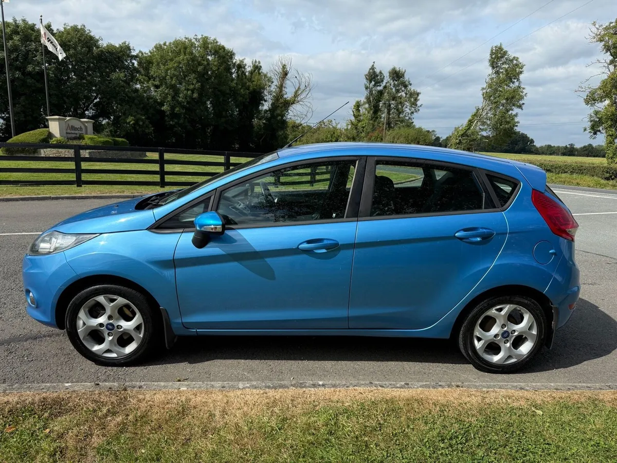 1.2 STYLE*LOW MILEAGE* NCT AND TAX - Image 4