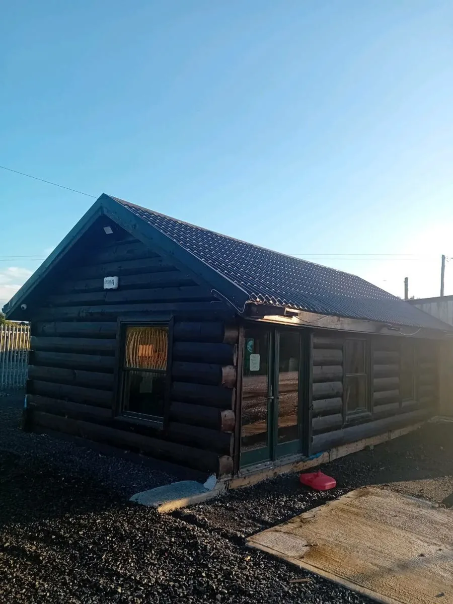 Log Cabin - Image 1