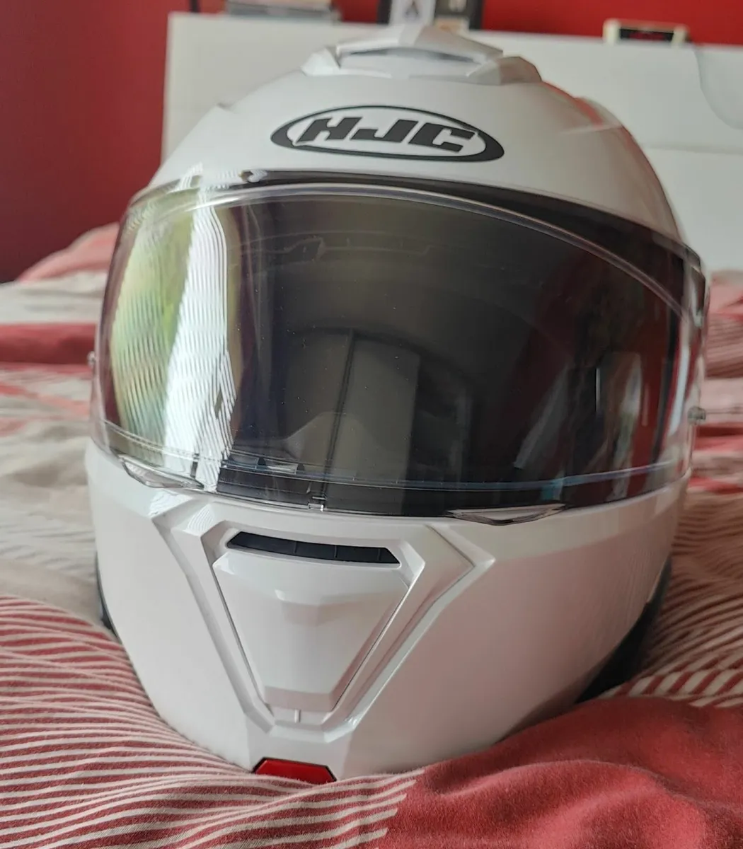 HJC i71 Pearl White Motorcycle Helmet - Like New - Image 2