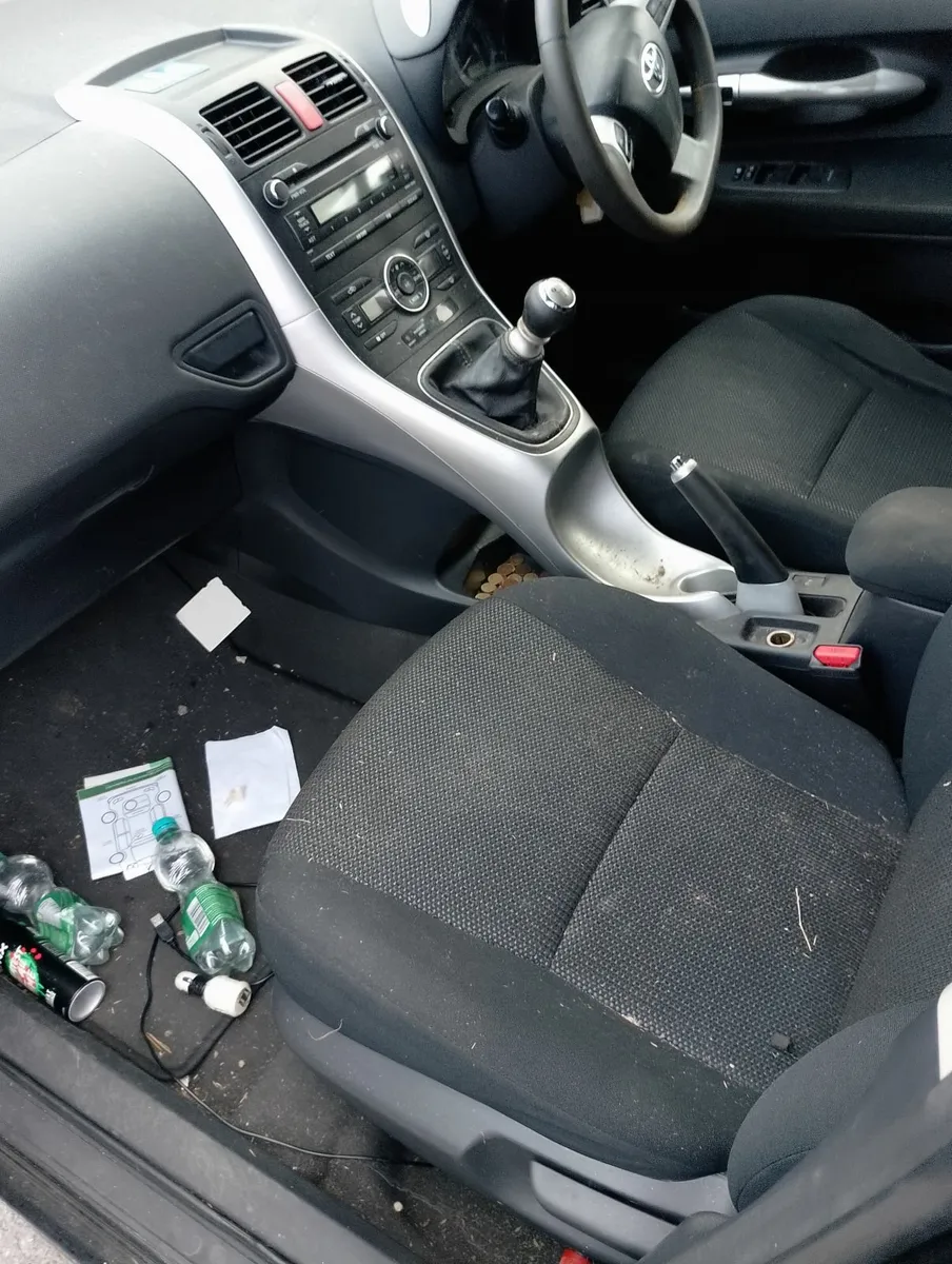 For breaking  toyota auris - Image 3