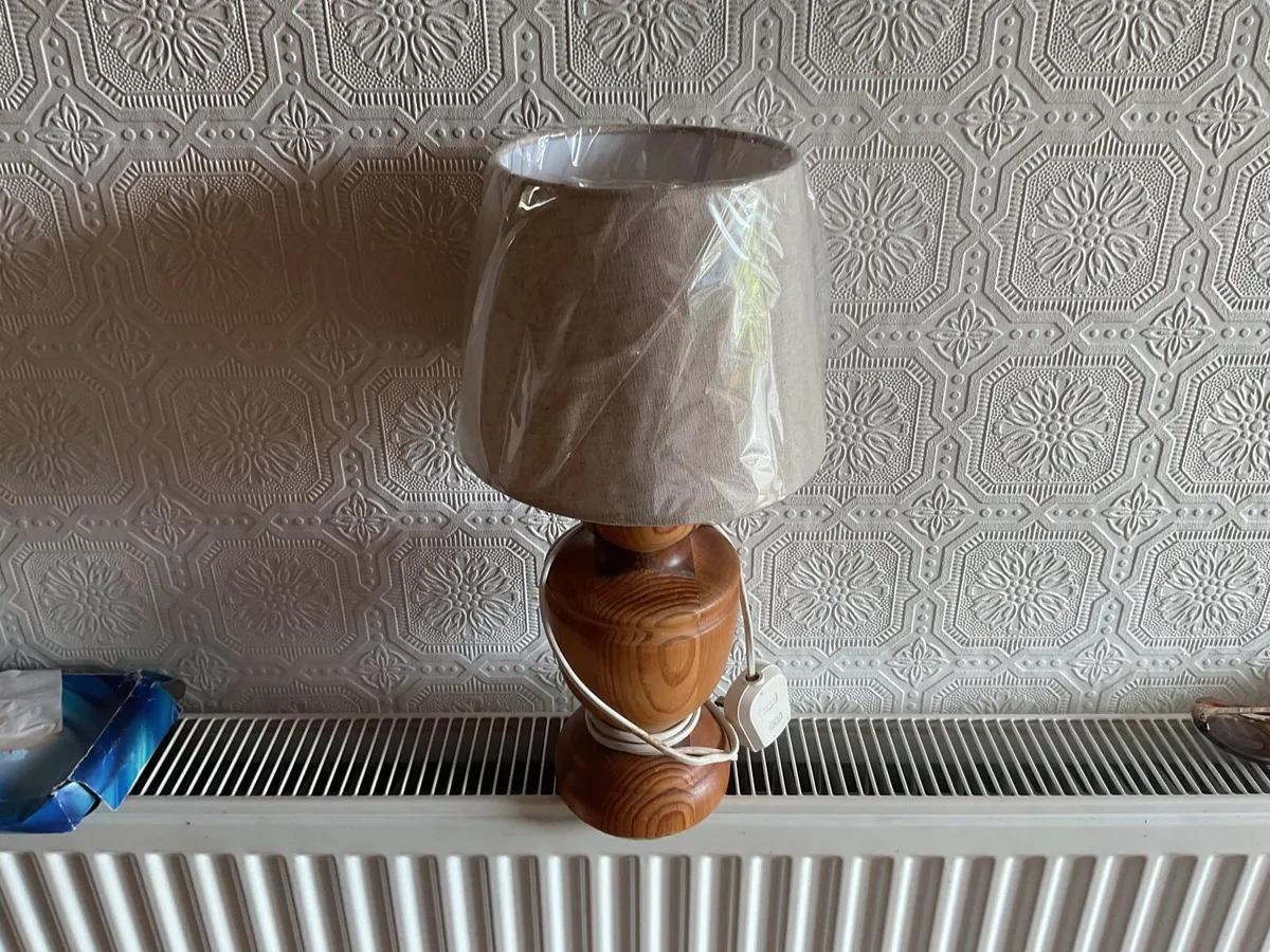 Small solid pine reading lamp