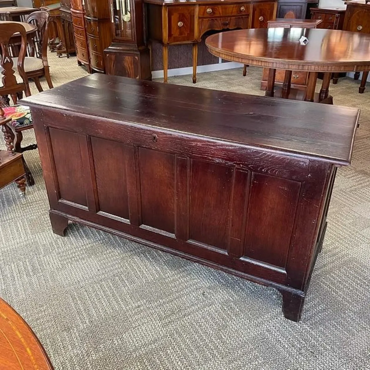 An elegant 18th-century carved oak panelled coffer - Image 1