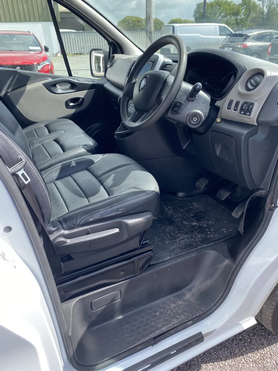 2019 Renault Trafic SL27 ENERGY DCI 95 - Image 4