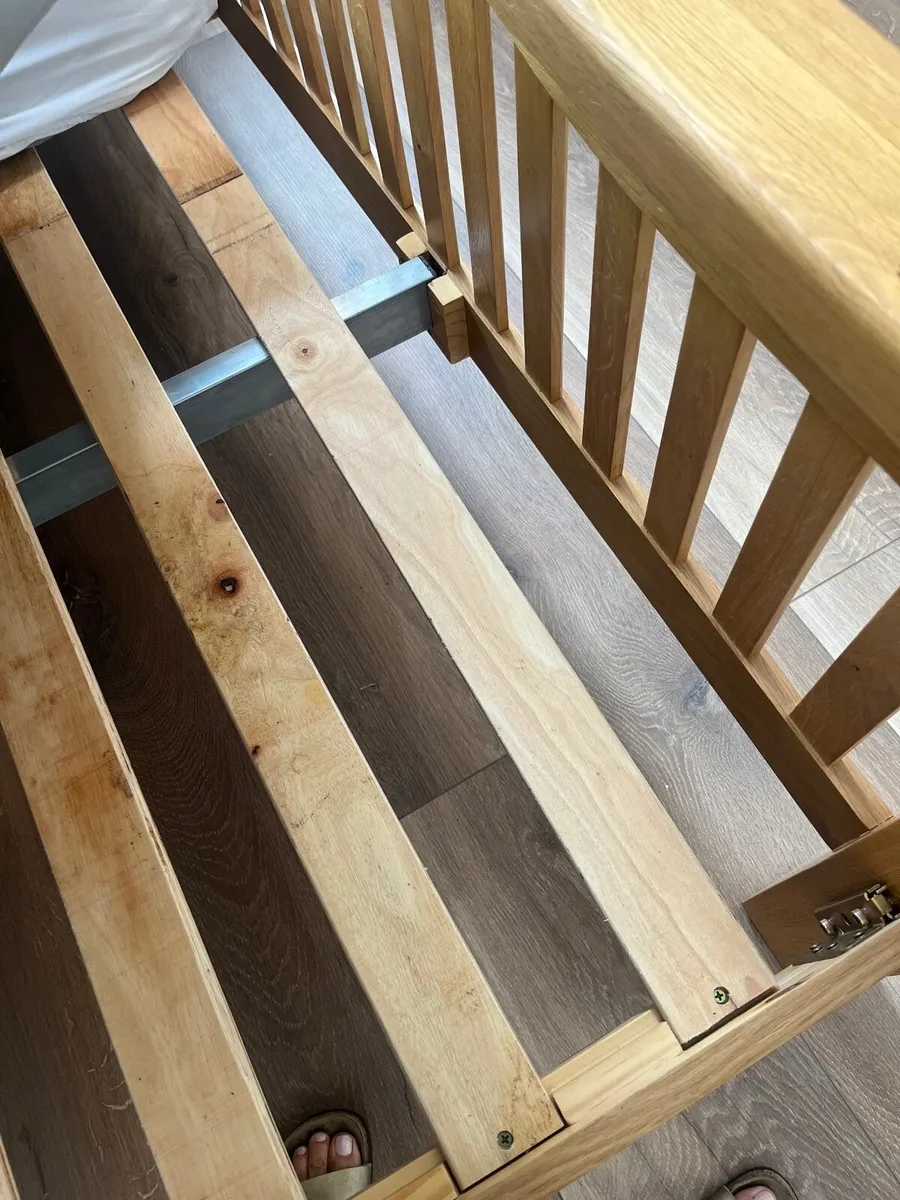 Super King Oak Bed - Image 4
