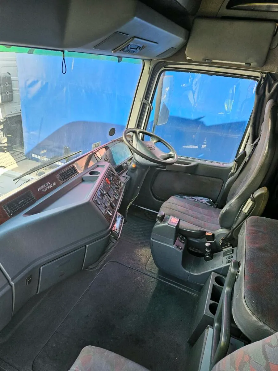 Mercedes  Actros Truck Export - Image 4