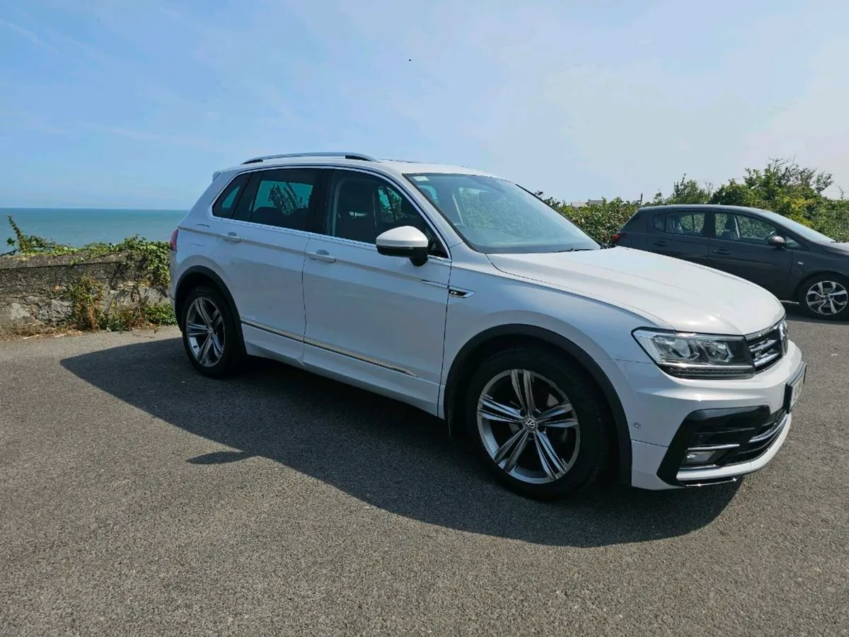 Volkswagen Tiguan 2.0 TDI R-LINE 2019 - Image 1