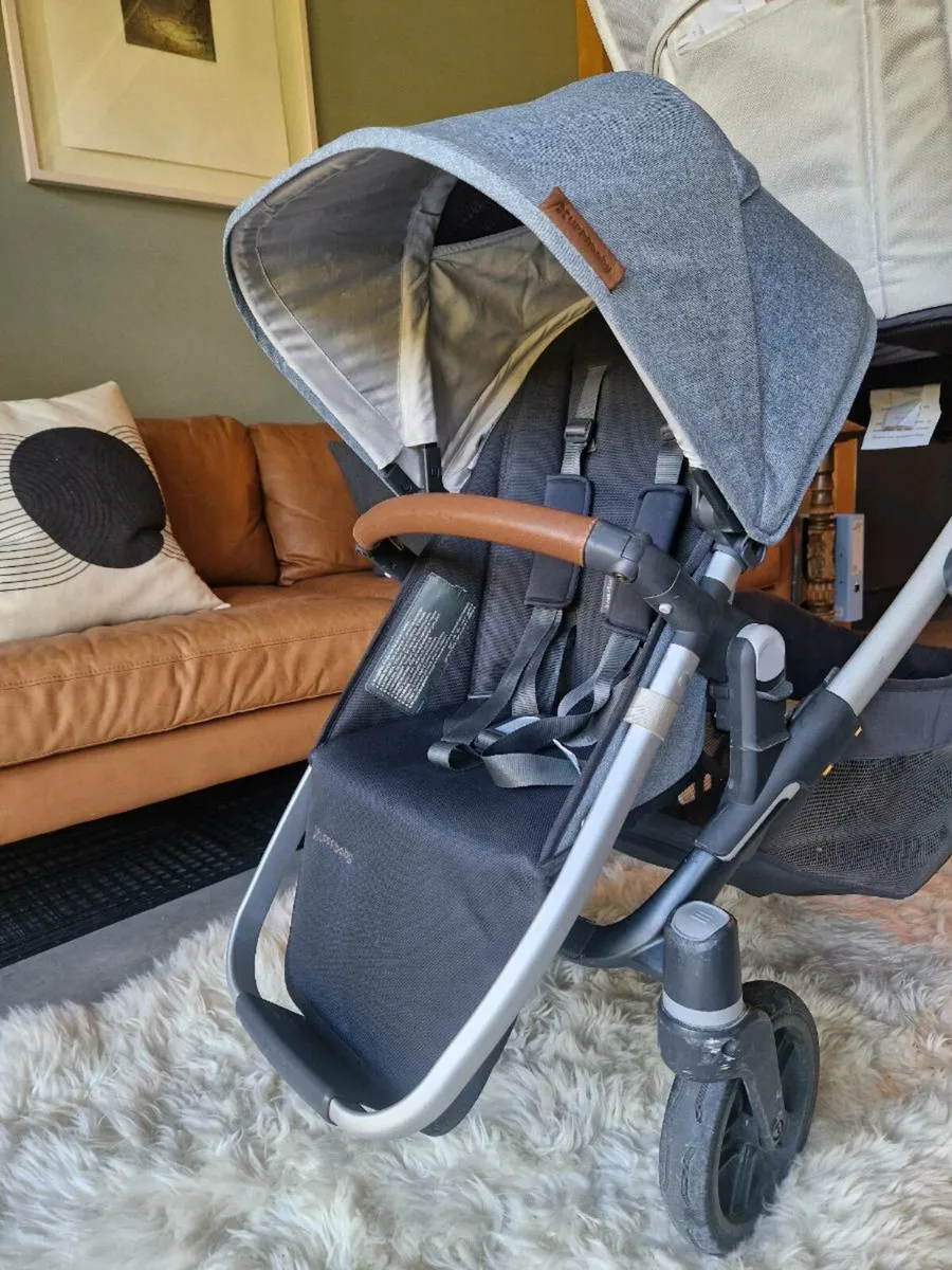 UPPAbaby RumbleSeat V2- Adapters + Rain Cover - Image 1