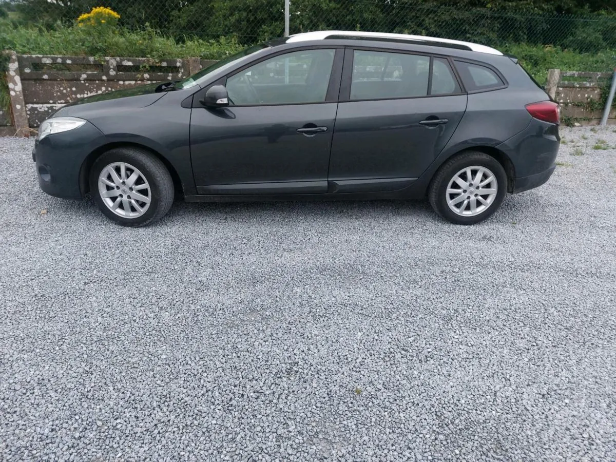 2011 renault megane 1.5 dci estate nct 6/26 - Image 3