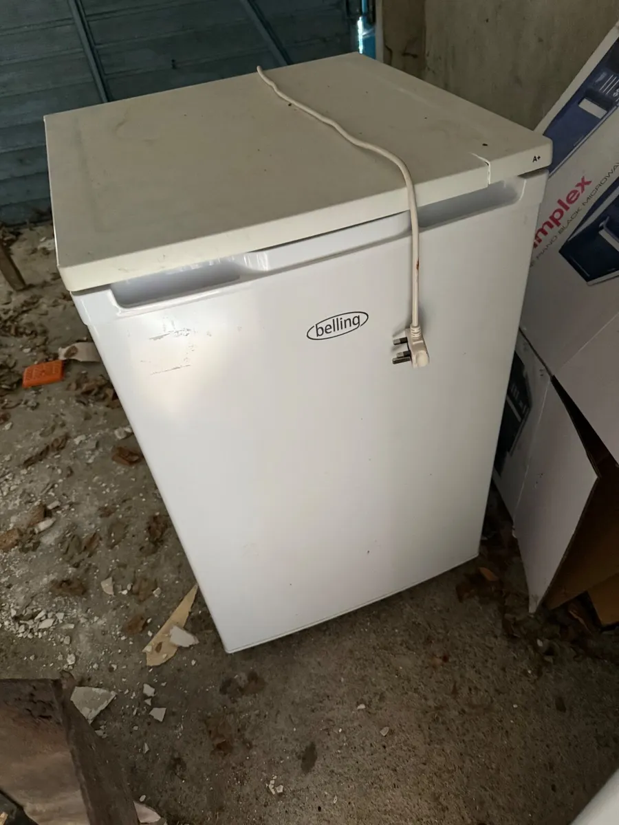 Small Fridge - Image 2