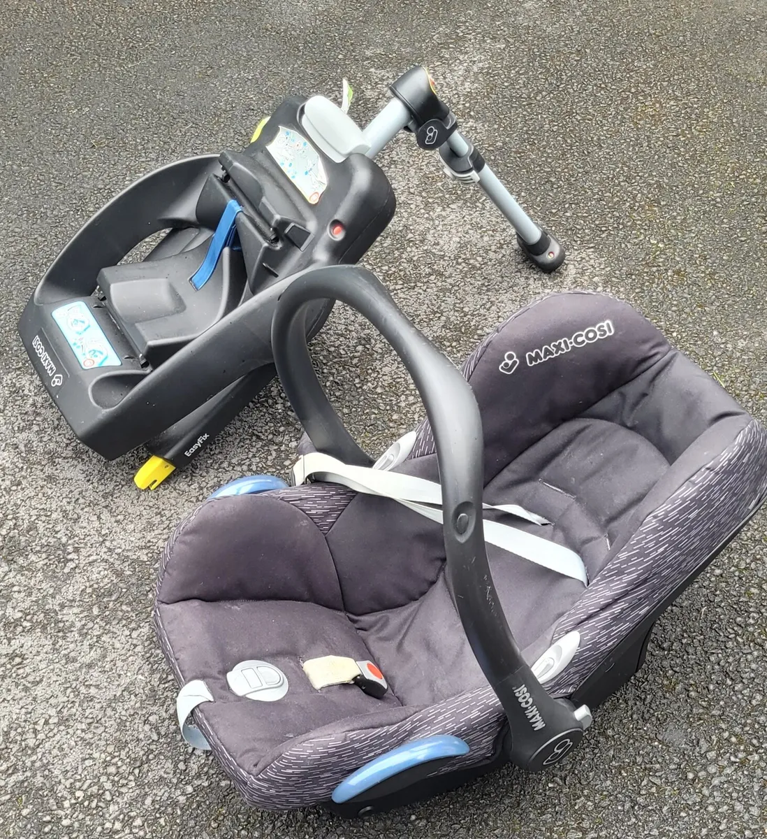 Maxi-cosi car seat isofix - Image 1