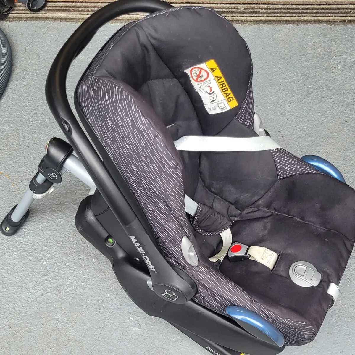 Maxi-cosi car seat isofix - Image 2