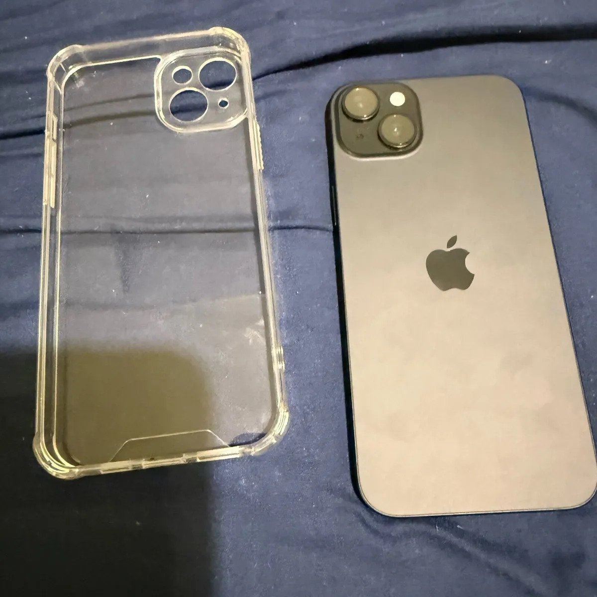 I phone 15 plus 128 gigabytes black unlock - Image 3