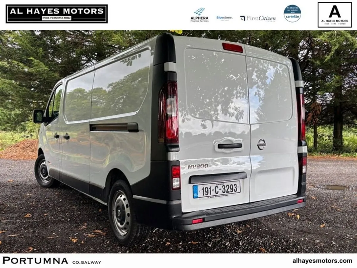 Nissan NV300 LWB 1.6dsl 120 XE AC 4DR - Image 3