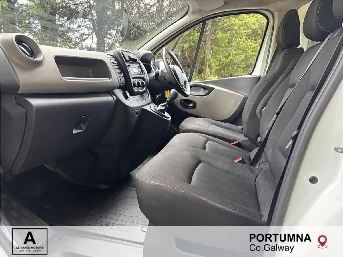Nissan NV300 LWB 1.6dsl 120 XE AC 4DR - Image 4