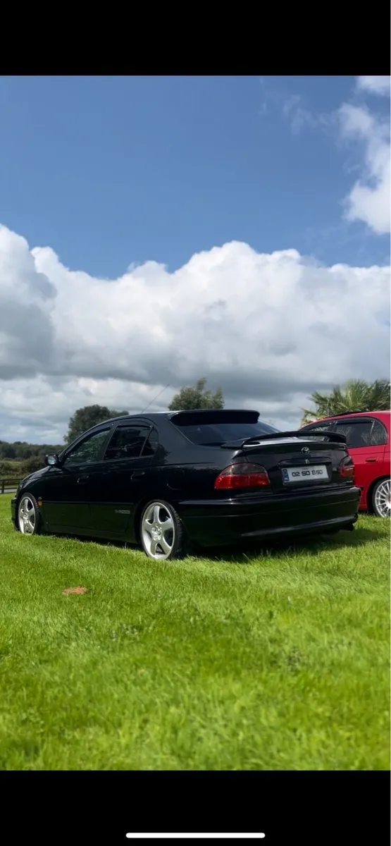 02 Toyota Avensis 2.0 D4D - Image 1