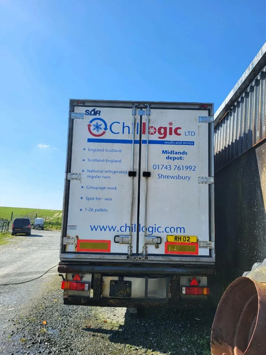 Storage container/ trailer - Image 3
