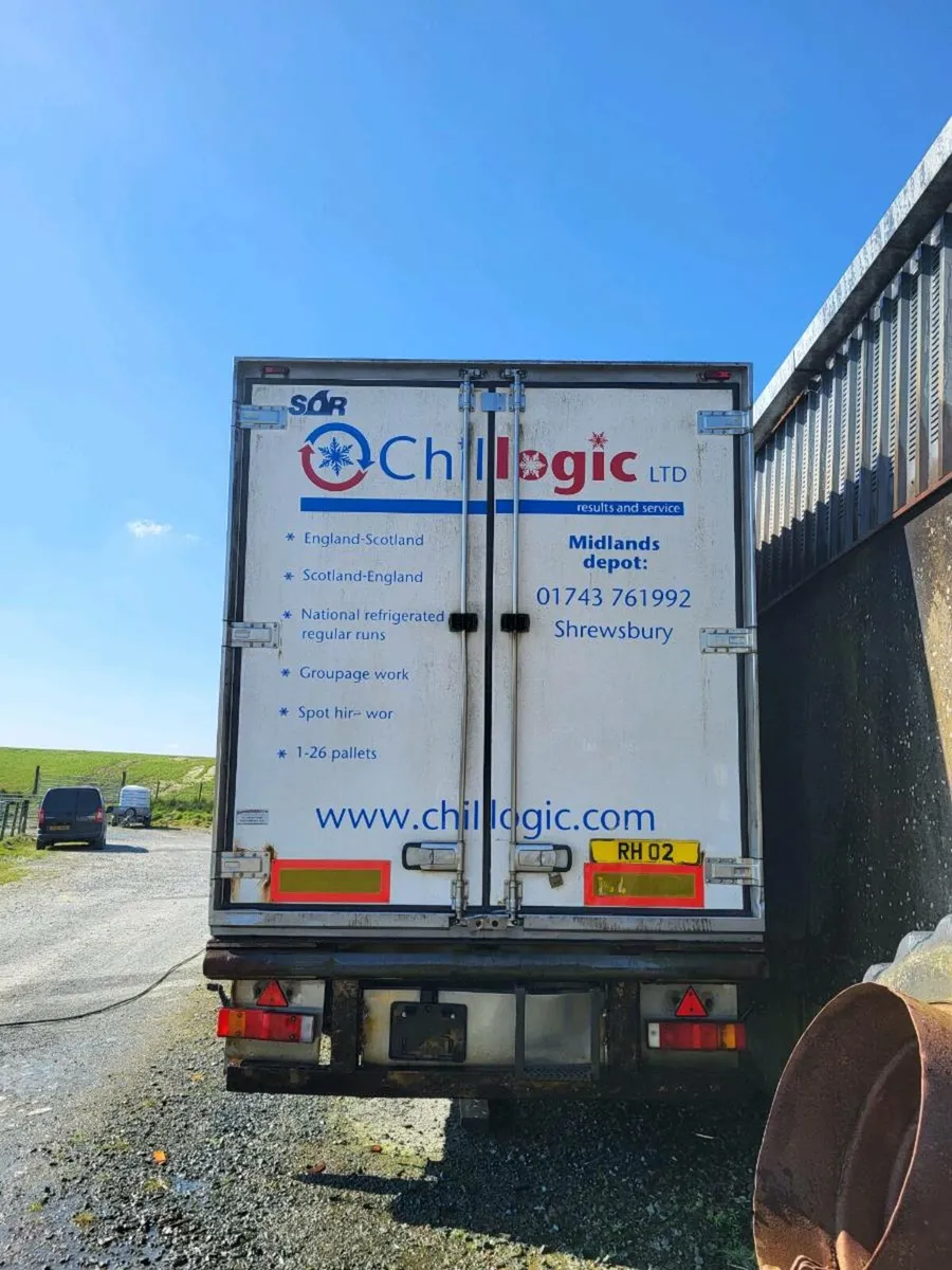 Storage container/ trailer - Image 4