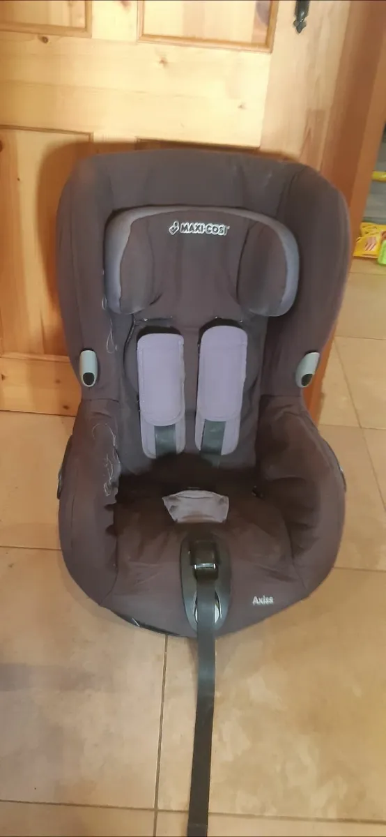 Axis Car Seat