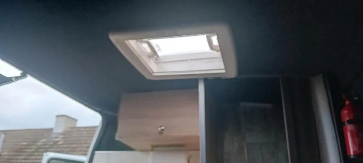 Campervan - Image 4