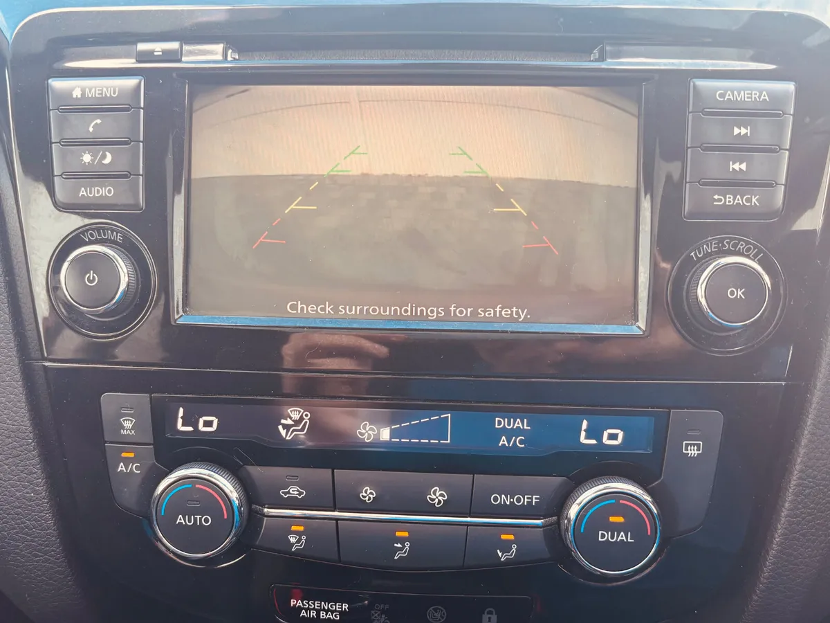 2020 NISSAN QASHQAI 1.3i SE 5DR LOW KM FSH - Image 3