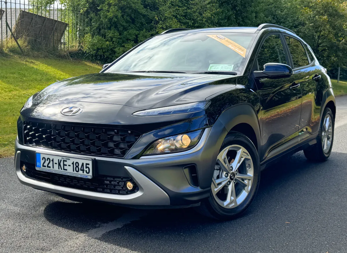 Hyundai KONA  Executive  2022 ( Only 7,100 km's) - Image 2