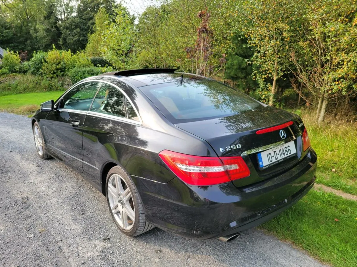 Mercedes E-Class Coupé 2.1 Diesel AMG - Image 4