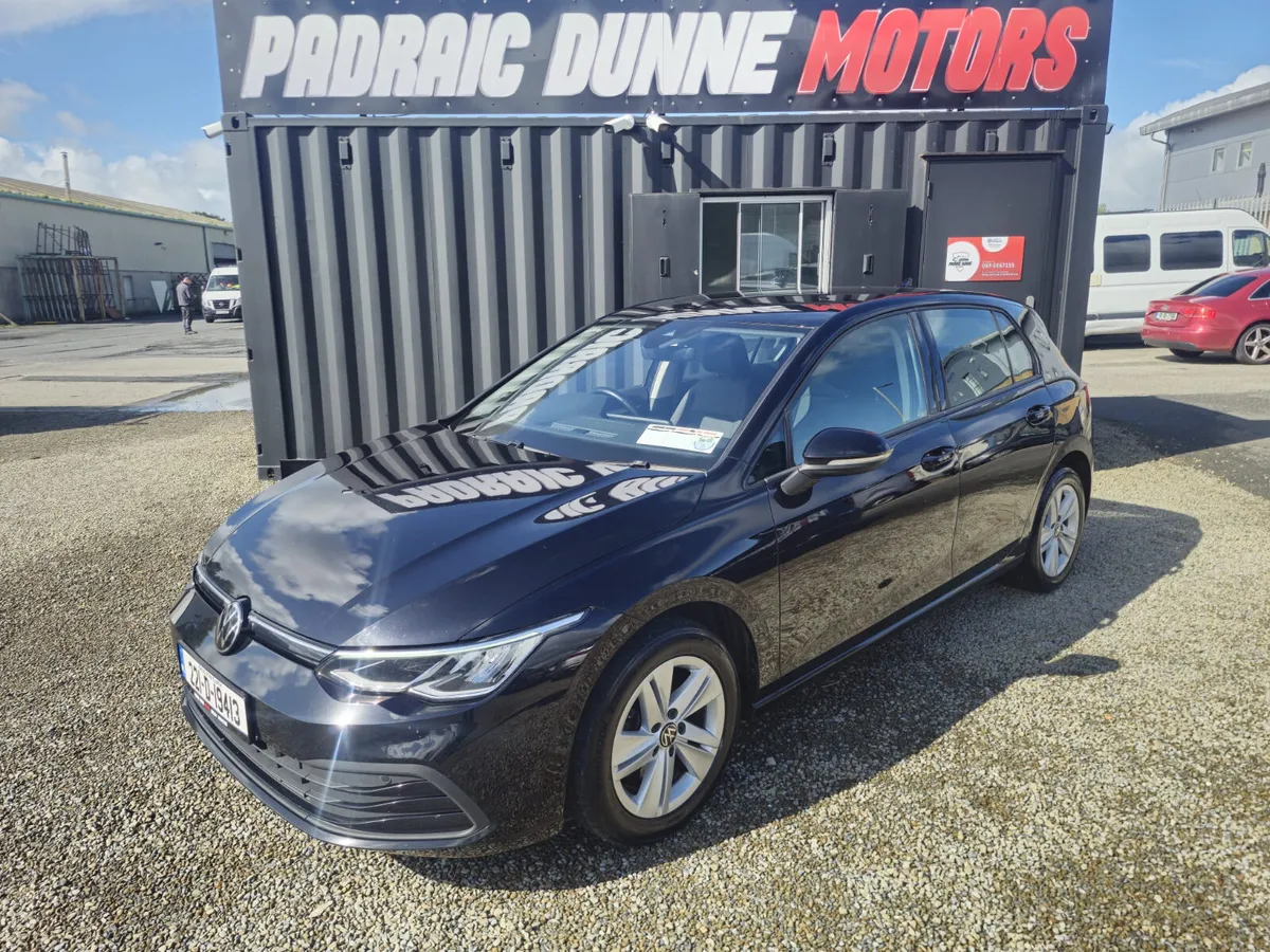 221 Volkswagen Golf 2.0TDi - Image 1