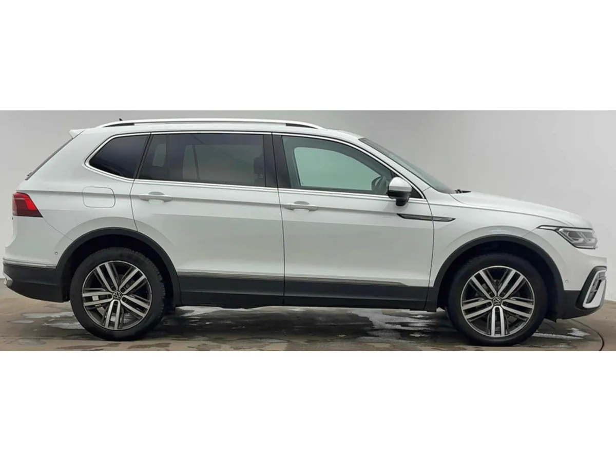 Volkswagen Tiguan ASPACE ELEGNCE TDI ELEGANCE 4MOT - Image 2