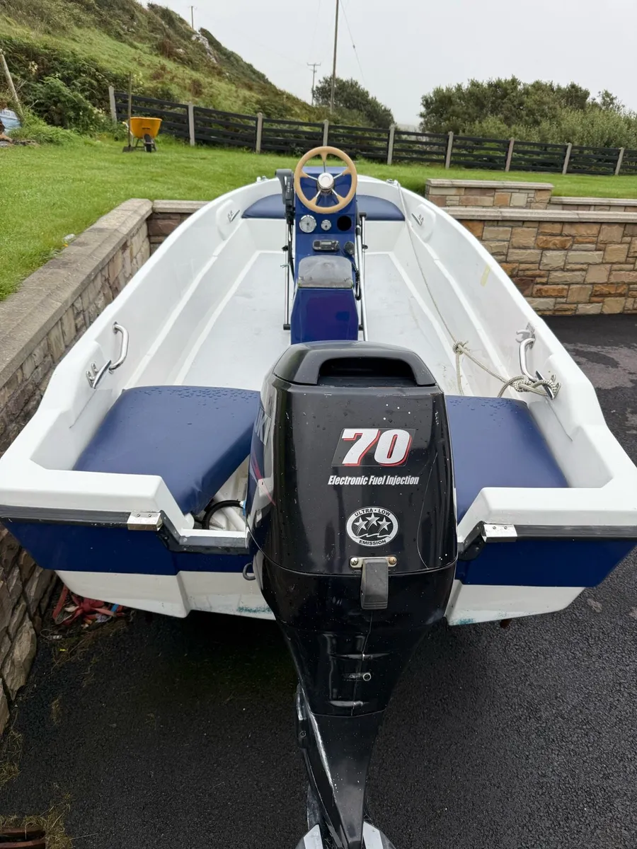 Boat - Image 1