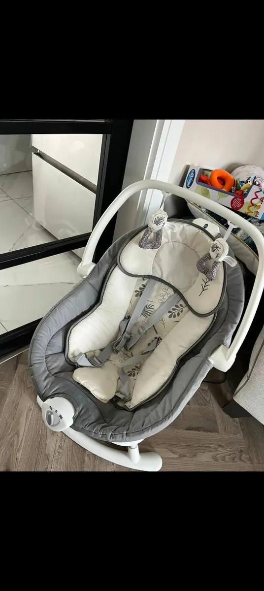 Joie 2 n 1 baby swing - Image 1