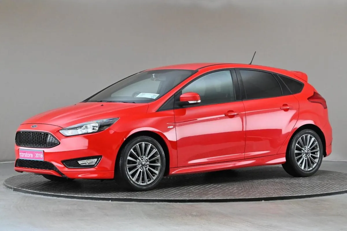 Ford Focus 1.0 St-line Ecoboost 125BHP 6spd - Image 4