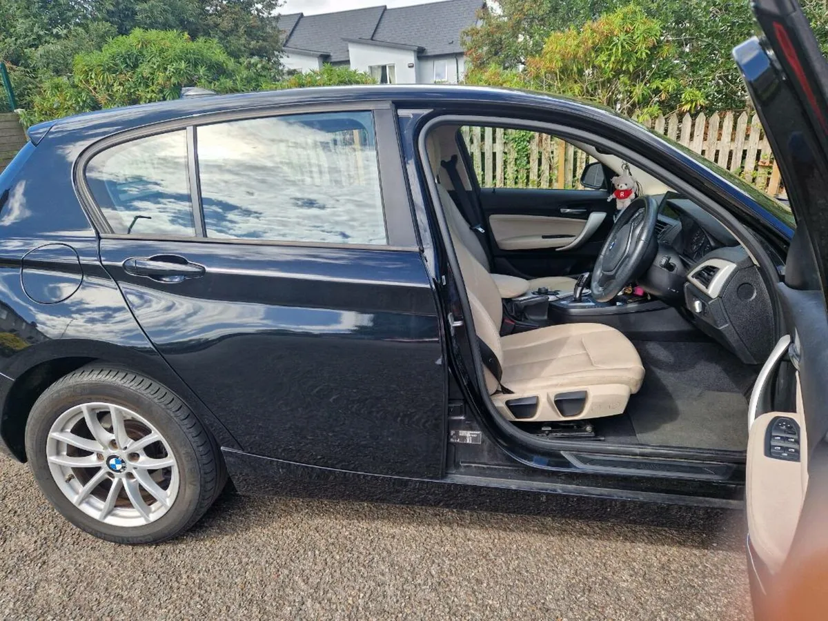 BMW 1 SERIES - Image 2