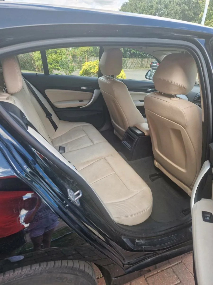 BMW 1 SERIES - Image 4