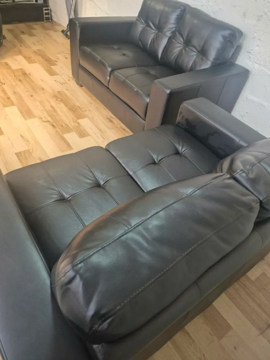 2&2 suite ,Dublin Delivery - Image 2