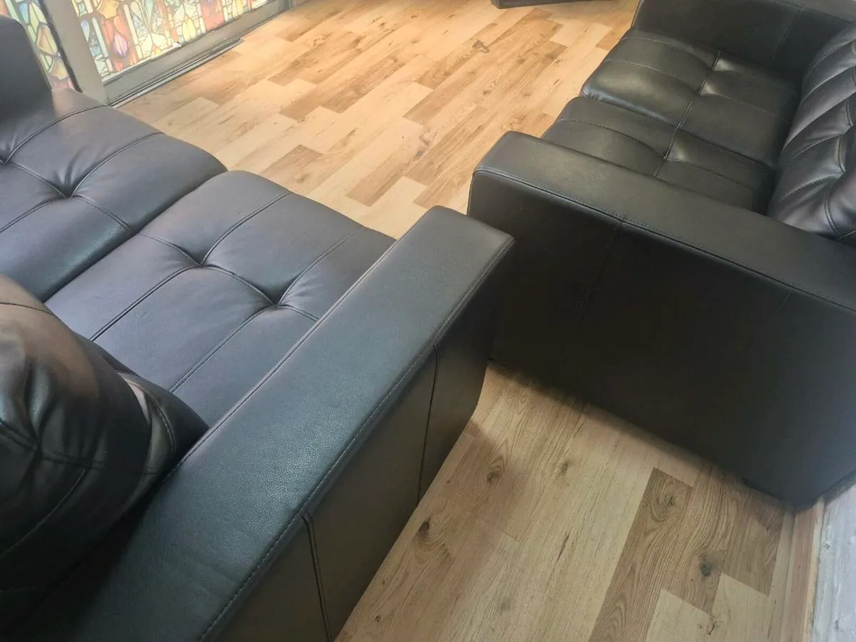 2&2 suite ,Dublin Delivery - Image 3