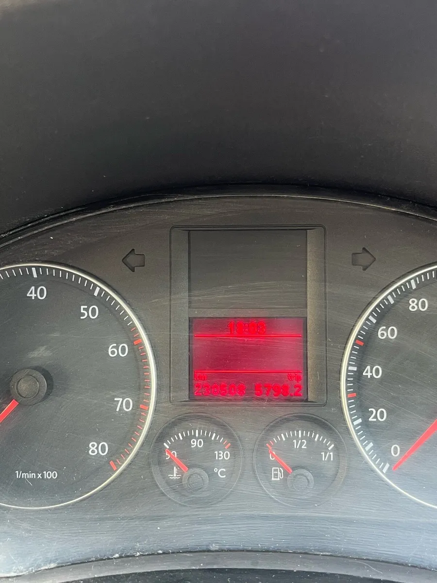 Volkswagen Golf 2008 - Image 4