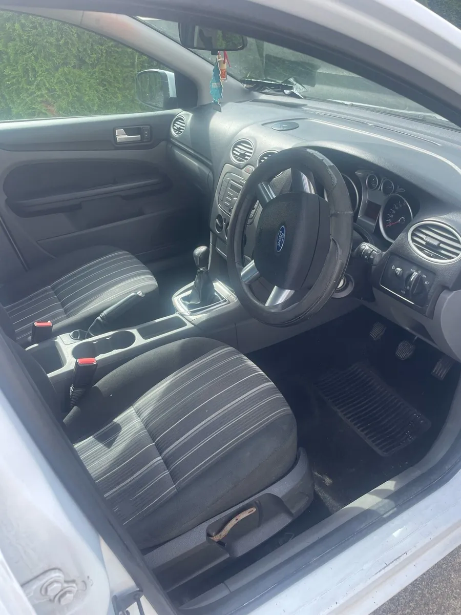 Ford focus - Image 4